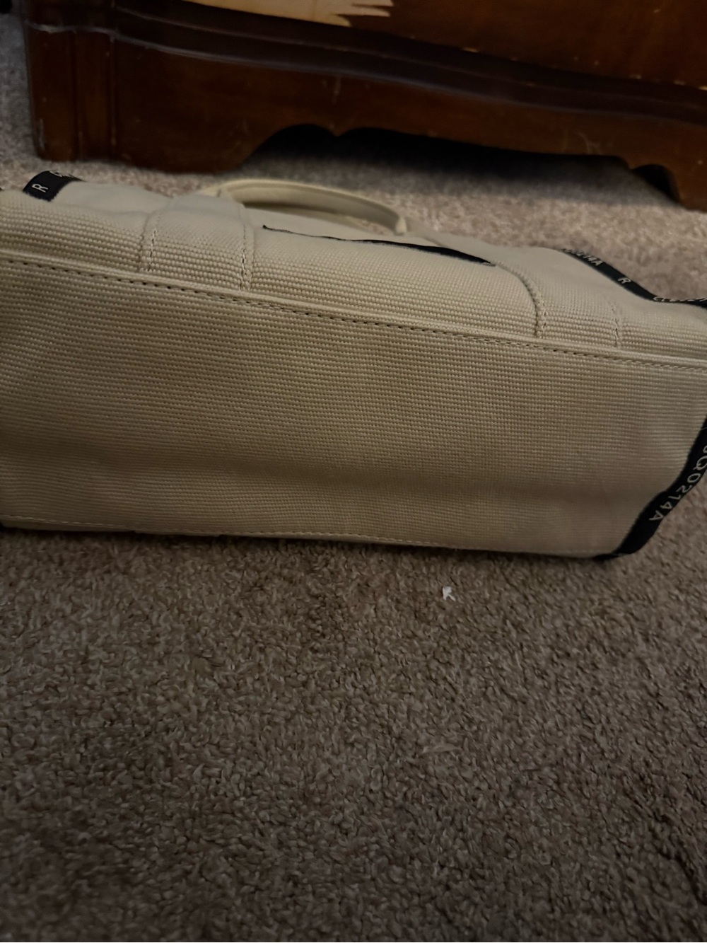 Marc Jacobs Canvas 'The Tote Bag' in Natural and Black - Picture 6 of 7